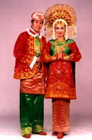 Pakaian Adat Sumatera Barat  Jenis / Macam Pakaian